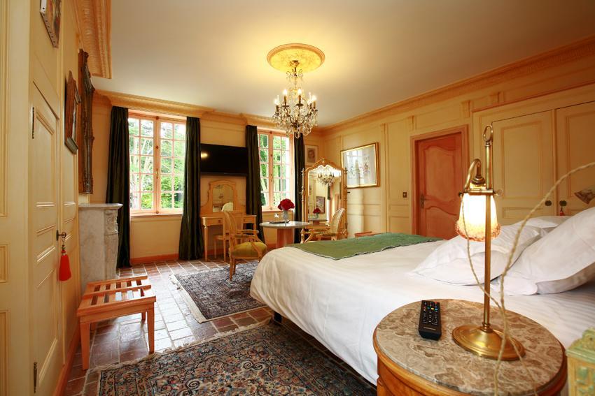 Le Domaine Du Lieu Athan ,Reserve Aux Adultes Bed and Breakfast Saint-Gâtien-des-Bois Exterior foto